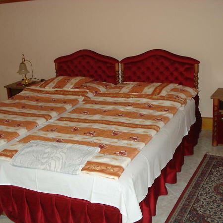 Royal Villa Balatonfured Ngoại thất bức ảnh