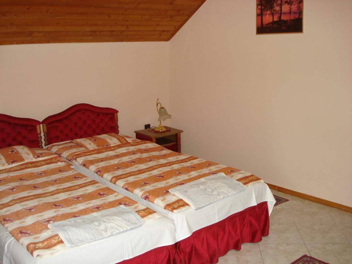 Royal Villa Balatonfured Ngoại thất bức ảnh